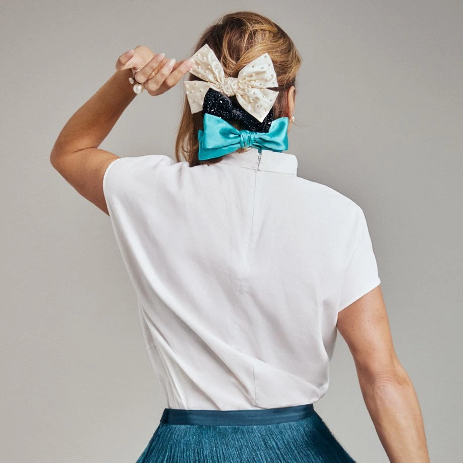 LELE X SJP IVORY PEARL BOW BARRETTE 3 LELE X SJP IVORY PEARL BOW BARRETTE - Image 3