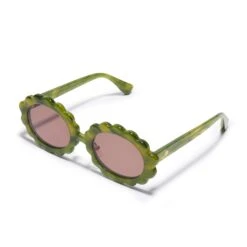 FERN GREEN DAISY OVAL SUNGLASSES -Lele Sadoughi Shop lele sadoughi sunglasses fern green daisy oval sunglasses 35655372046498