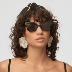 JET PEGGY SUNGLASSES -Lele Sadoughi Shop lele sadoughi sunglasses one size jet peggy sunglasses 34802699993250