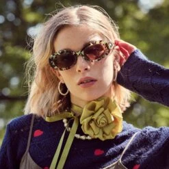 MOSS OCEANSIDE OVAL SUNGLASSES -Lele Sadoughi Shop lele sadoughi sunglasses one size moss oceanside oval sunglasses 36100045602978