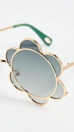 Lele Sadoughi Sunflower Sunglasses -Lele Sadoughi Shop leles306151e060 1653335860732 2 0. UX357 QL90