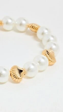 Lele Sadoughi Coquille Pearl Bracelet -Lele Sadoughi Shop leles308071c8e8 1684254218574 2 0. UX357 QL90